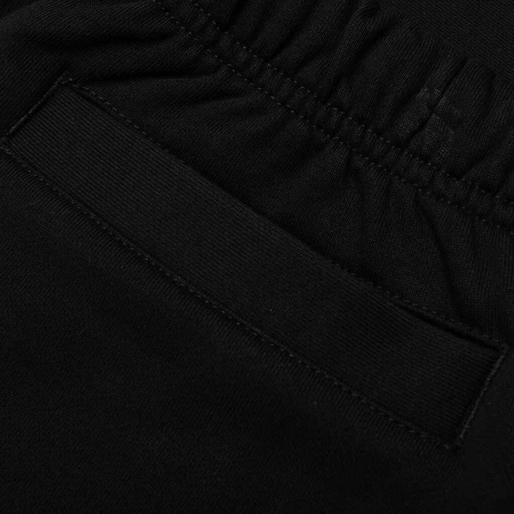 Academy Short - Black/White