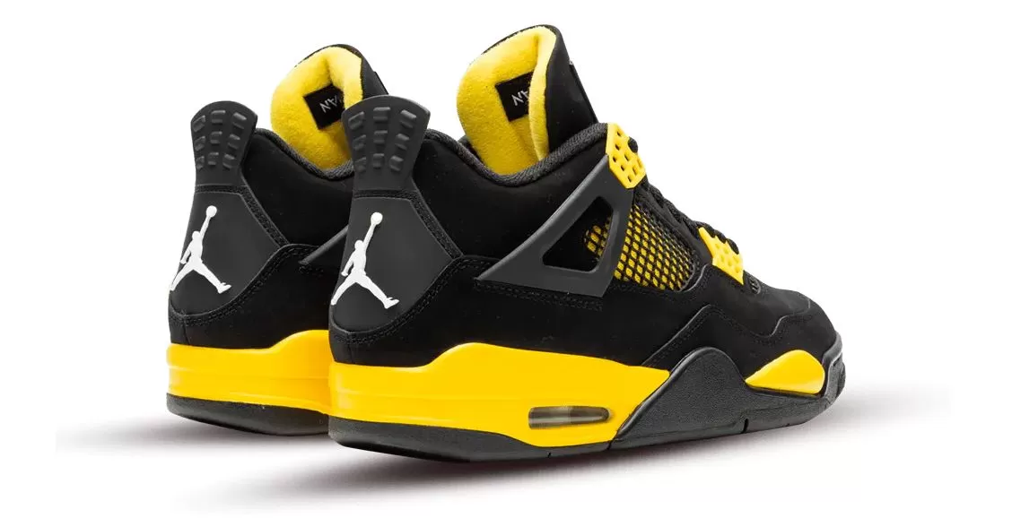 Air Jordan 4 Thunder