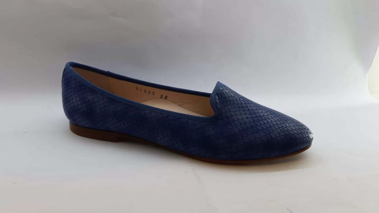 Beberlis Blue Textured Slip On