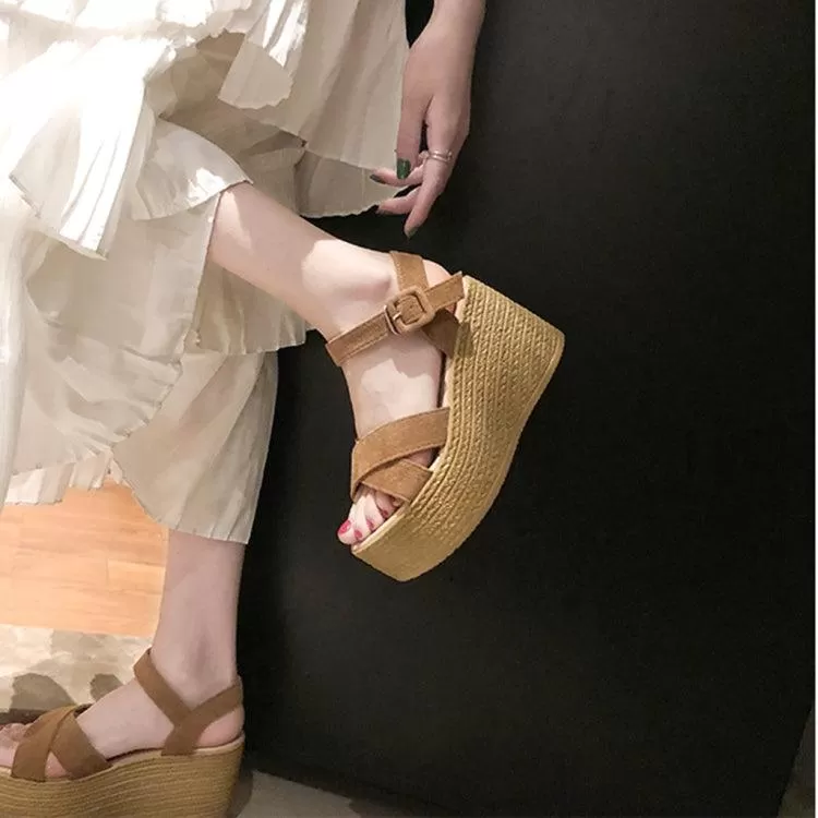 Chic Suede Platform Sandals with Rivet Accents