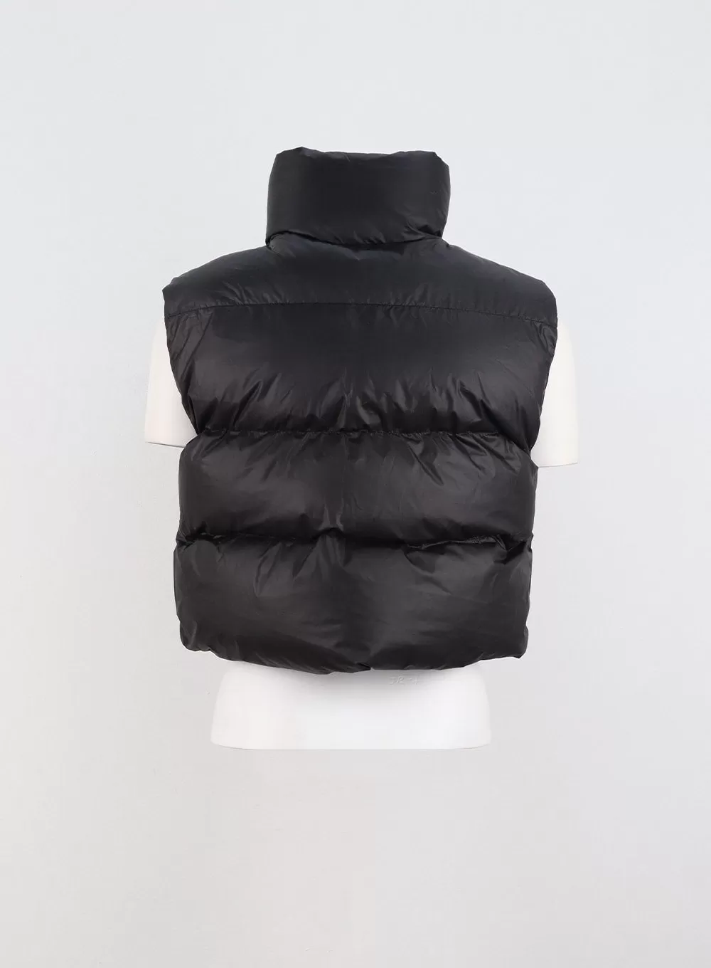 Cropped Puffer Vest CN320