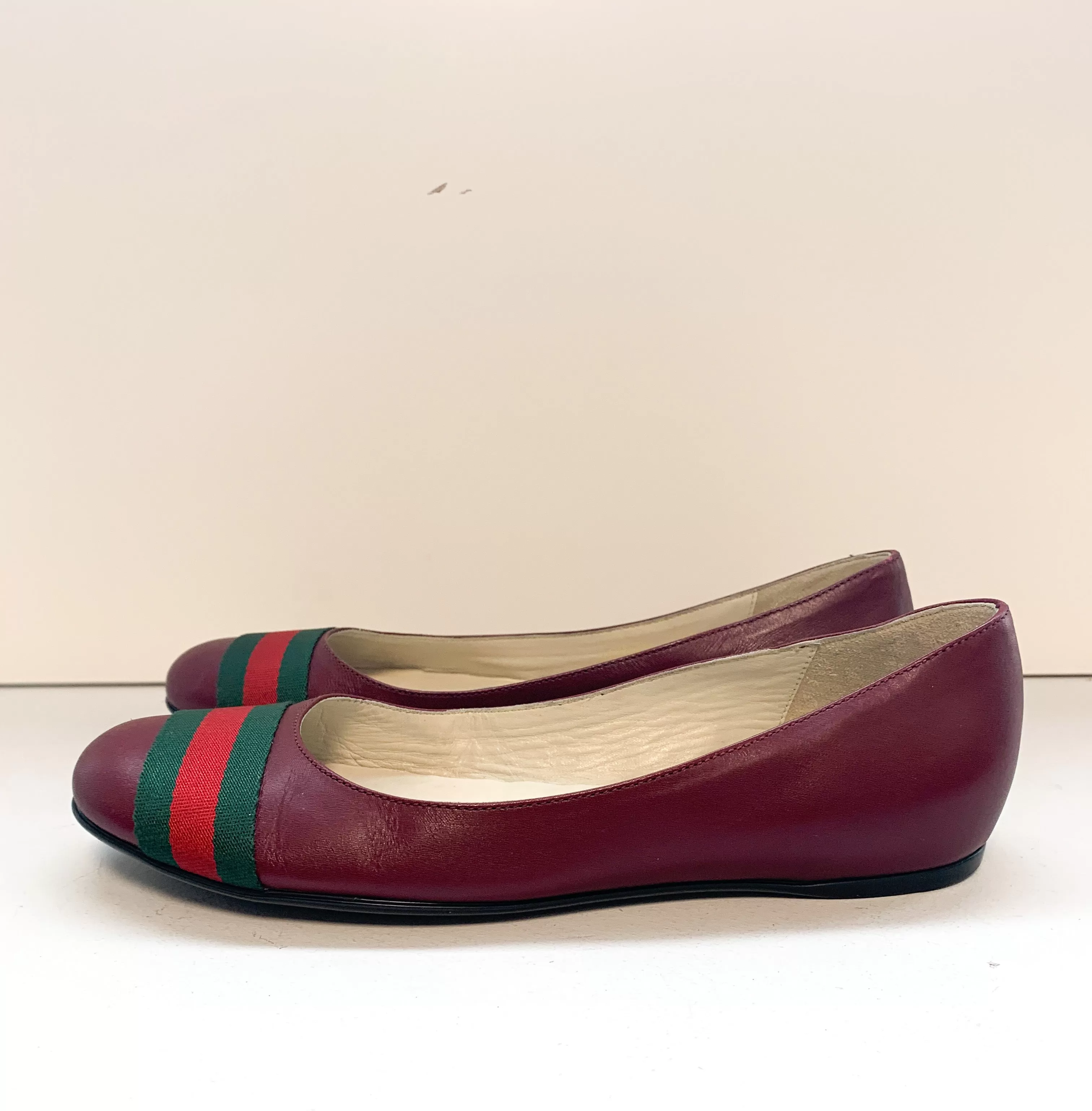 Gucci Red Flats 36