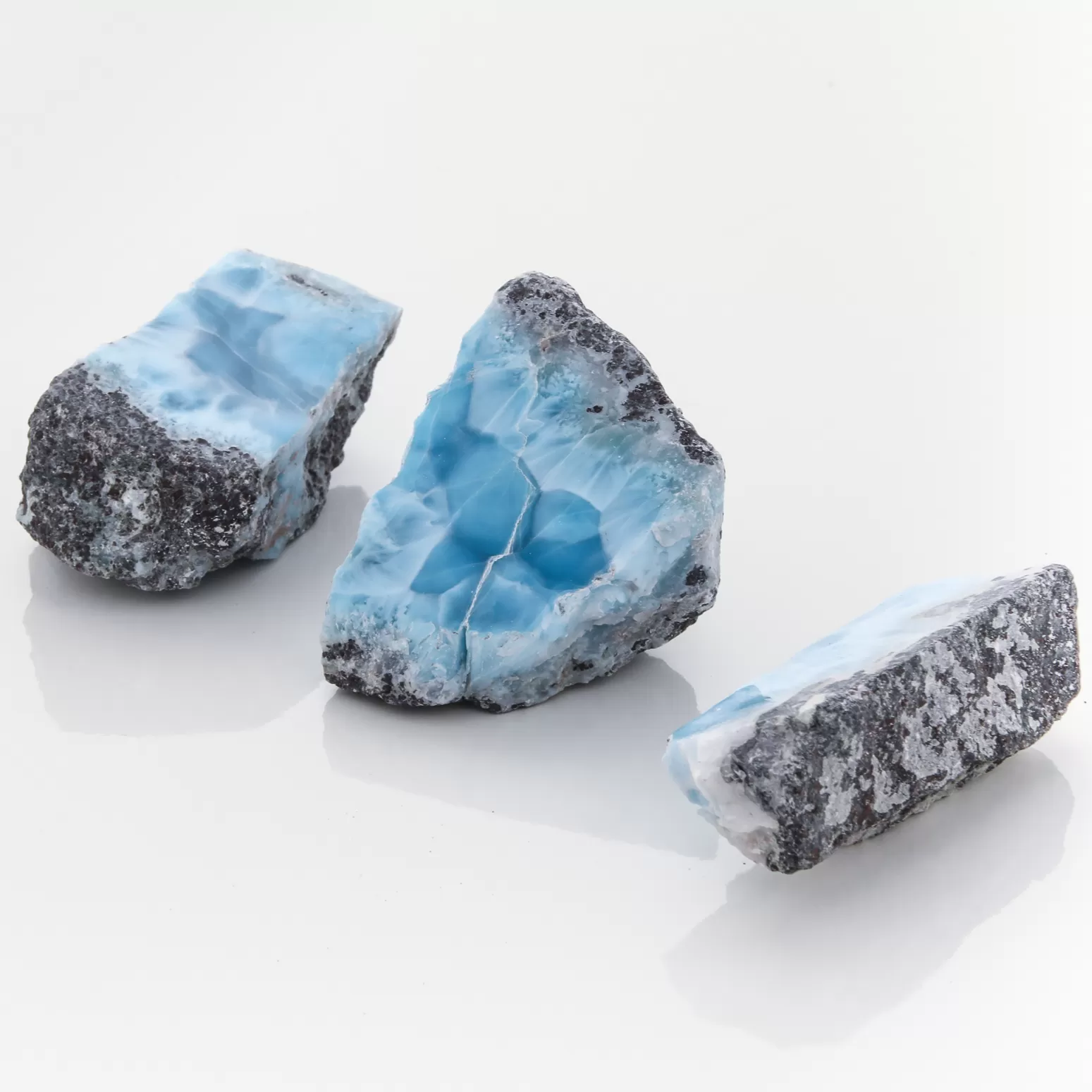 Larimar Paperweights Mazarine, Set