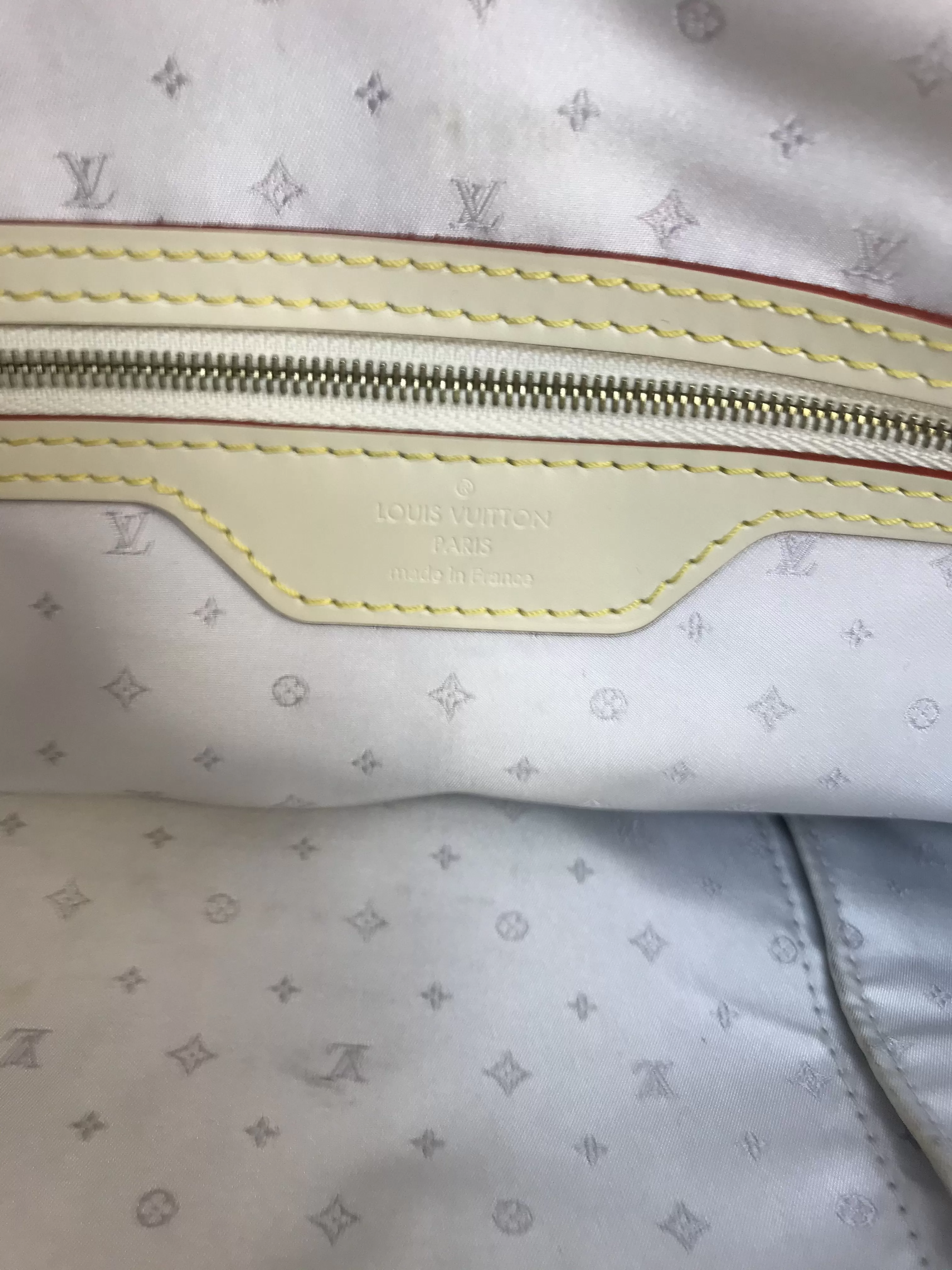 Louis Vuitton Suhali Lockit GM Bag