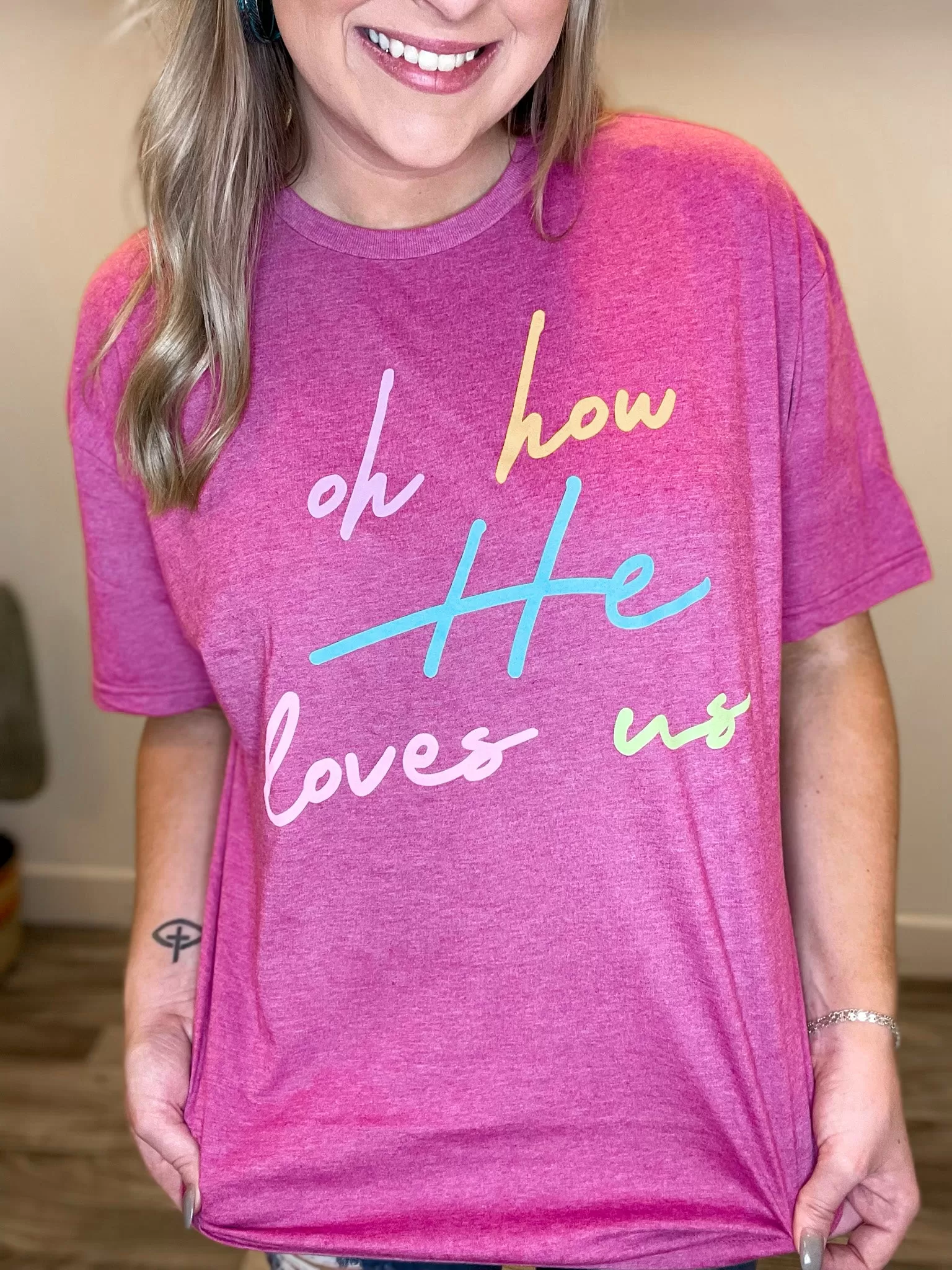 Oh How He Loves Us Graphic Tee