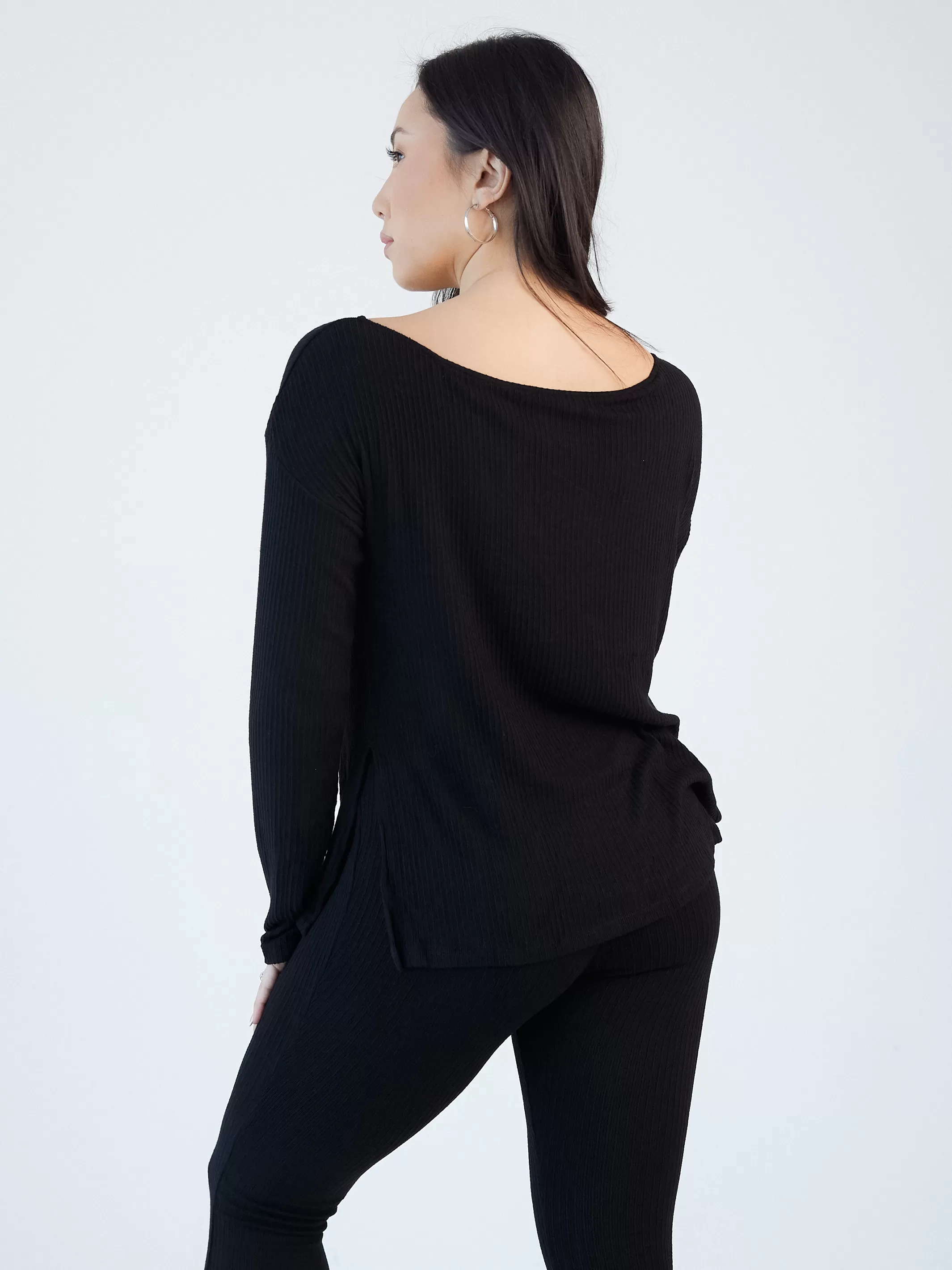 Soft Ribbed Long Sleeve Boat Neck Brami