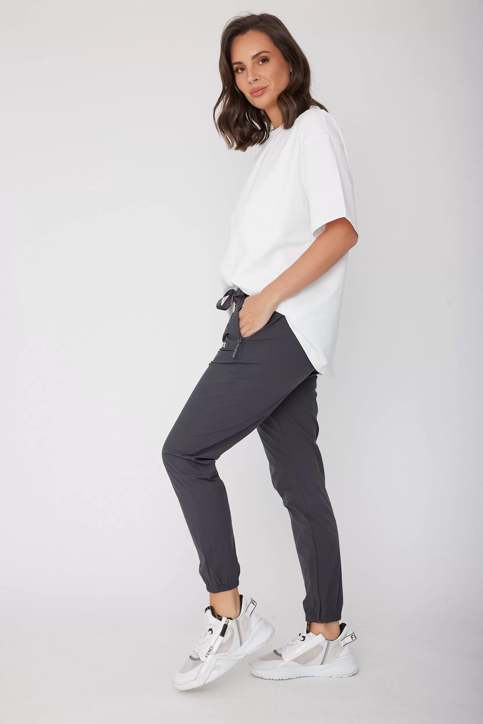 WOLFGANG Pants Charcoal