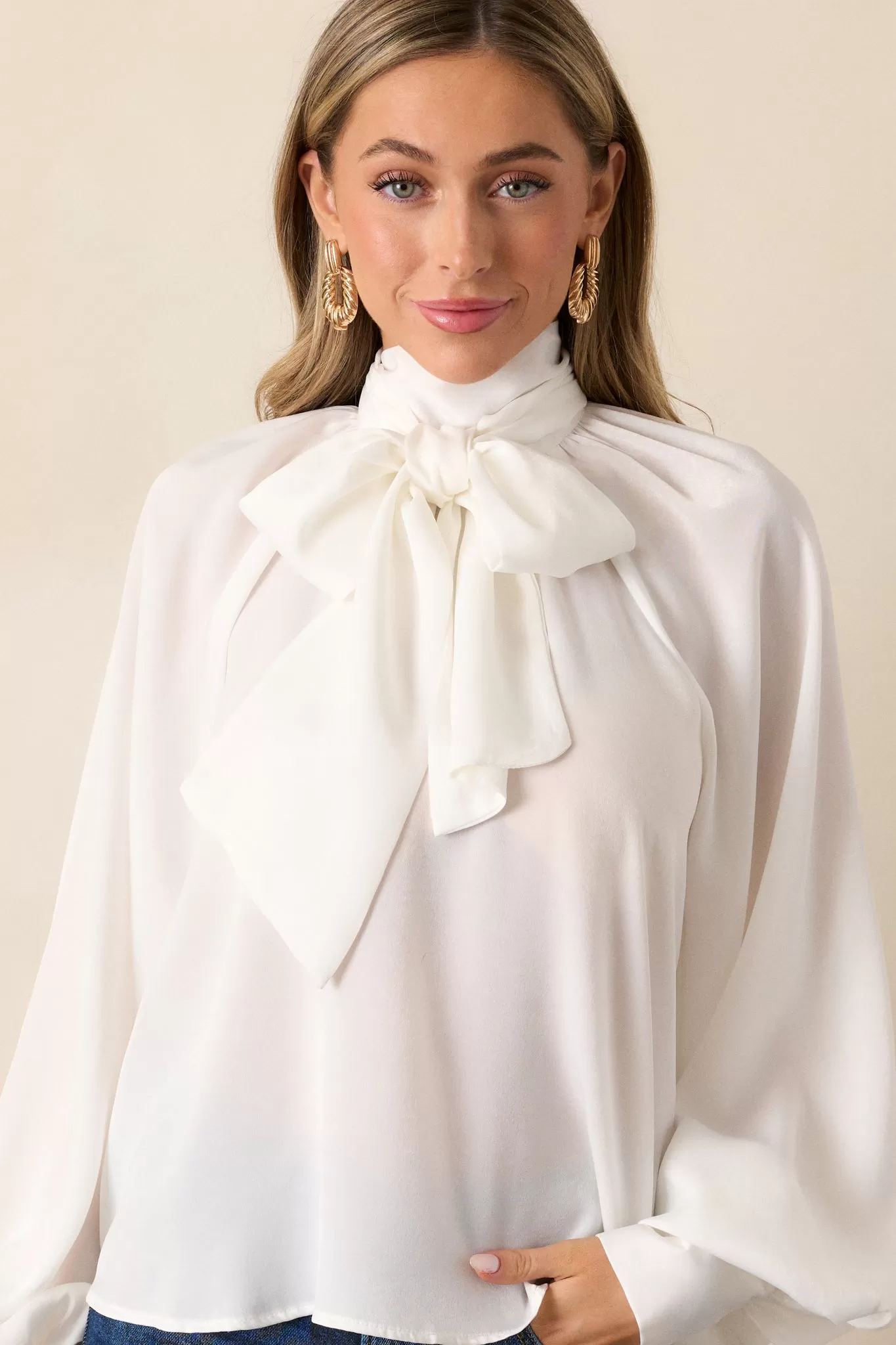 World Class White Bow Tie Blouse